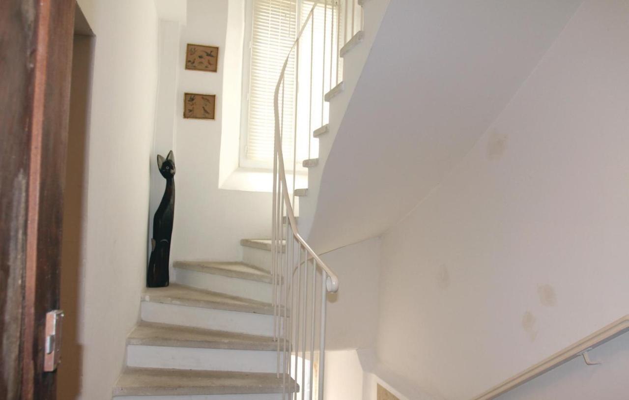 Stunning Home In Reillanne With Wifi Exterior photo